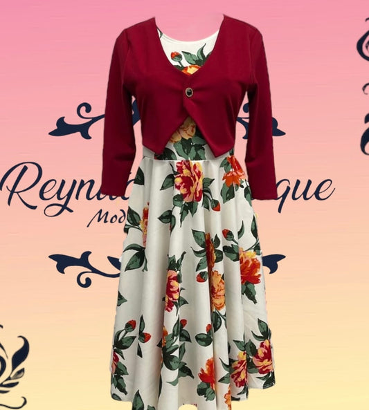 Vestido blanco con flores y chaleco rojo