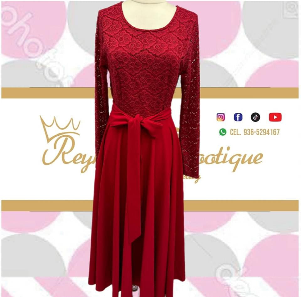 vestido liso de blonda color rojo oscuro