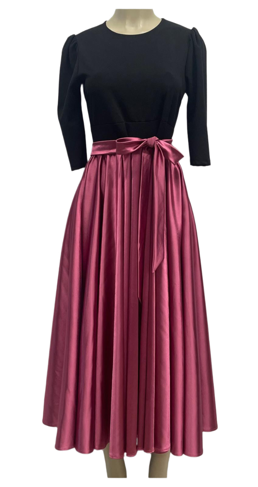 vestido tela satinada falda roda bebe y blusa negro en tecno crepe