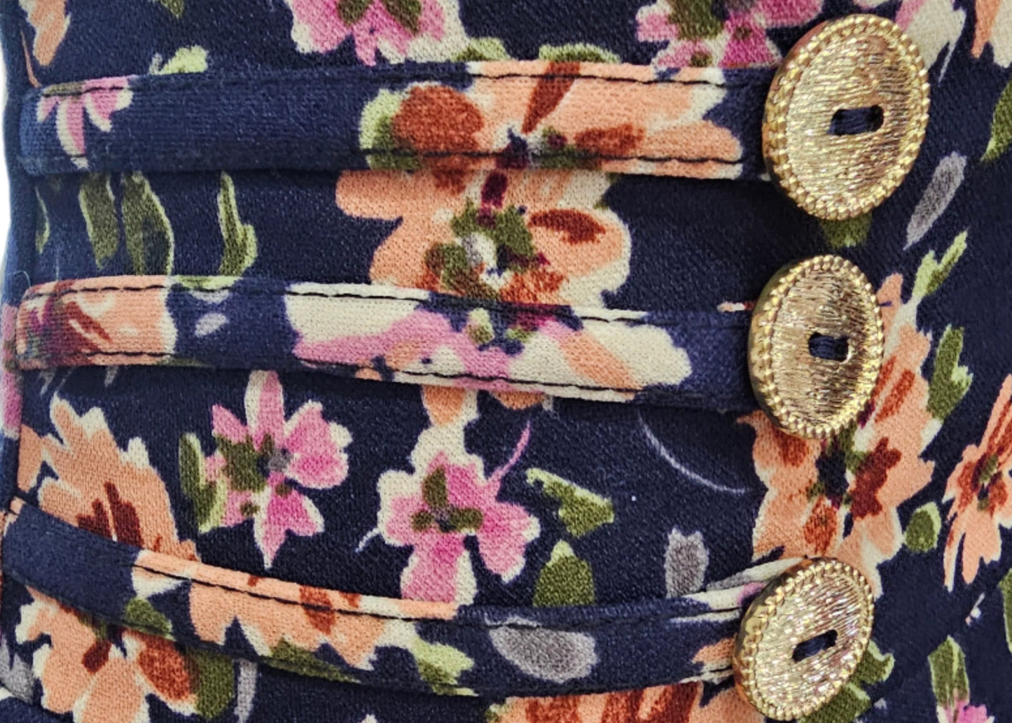 falda botones con lasito navy/beige floriado