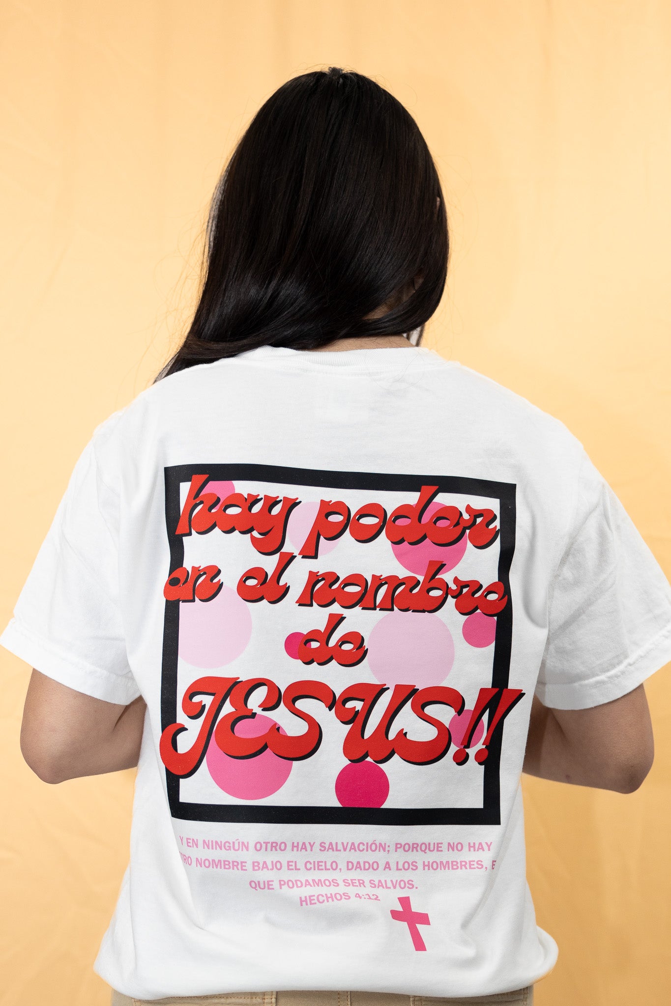 Graphic t-shirt Hay poder en el nombre de Jesus Hecho 4:12