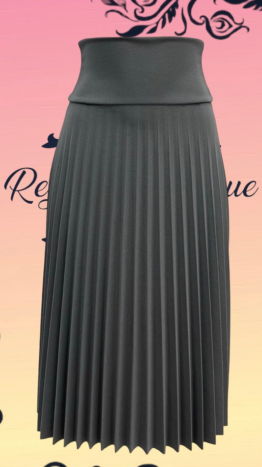 Gray Pleated Skirt 3/4 Half Disc N/B