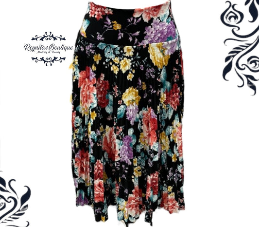 Dark skirt/flowered bouquet Pleated 3/4 half disc N/B