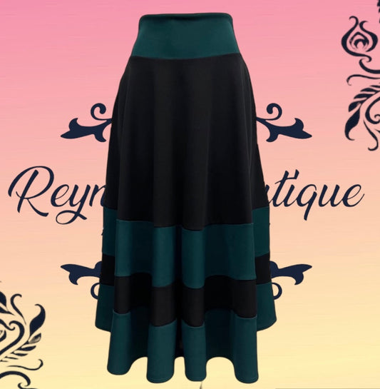 Black and green striped skirt B